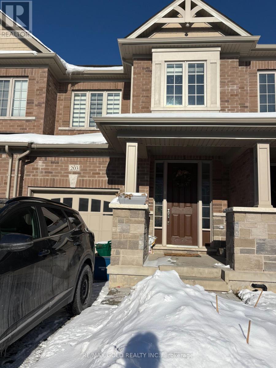 203 BROADACRE DRIVE, Kitchener, Ontario