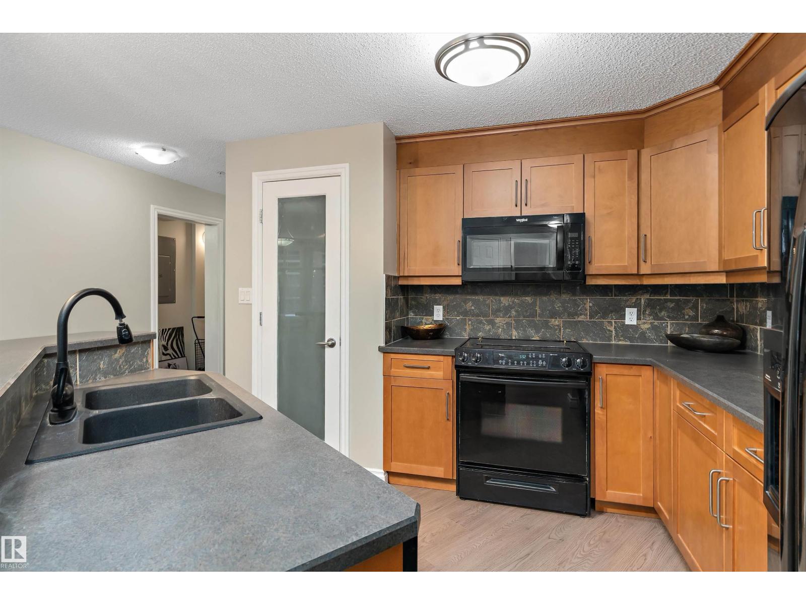 #402 9020 Jasper Av Nw, Edmonton, Alberta  T5H 3S8 - Photo 13 - E4467493