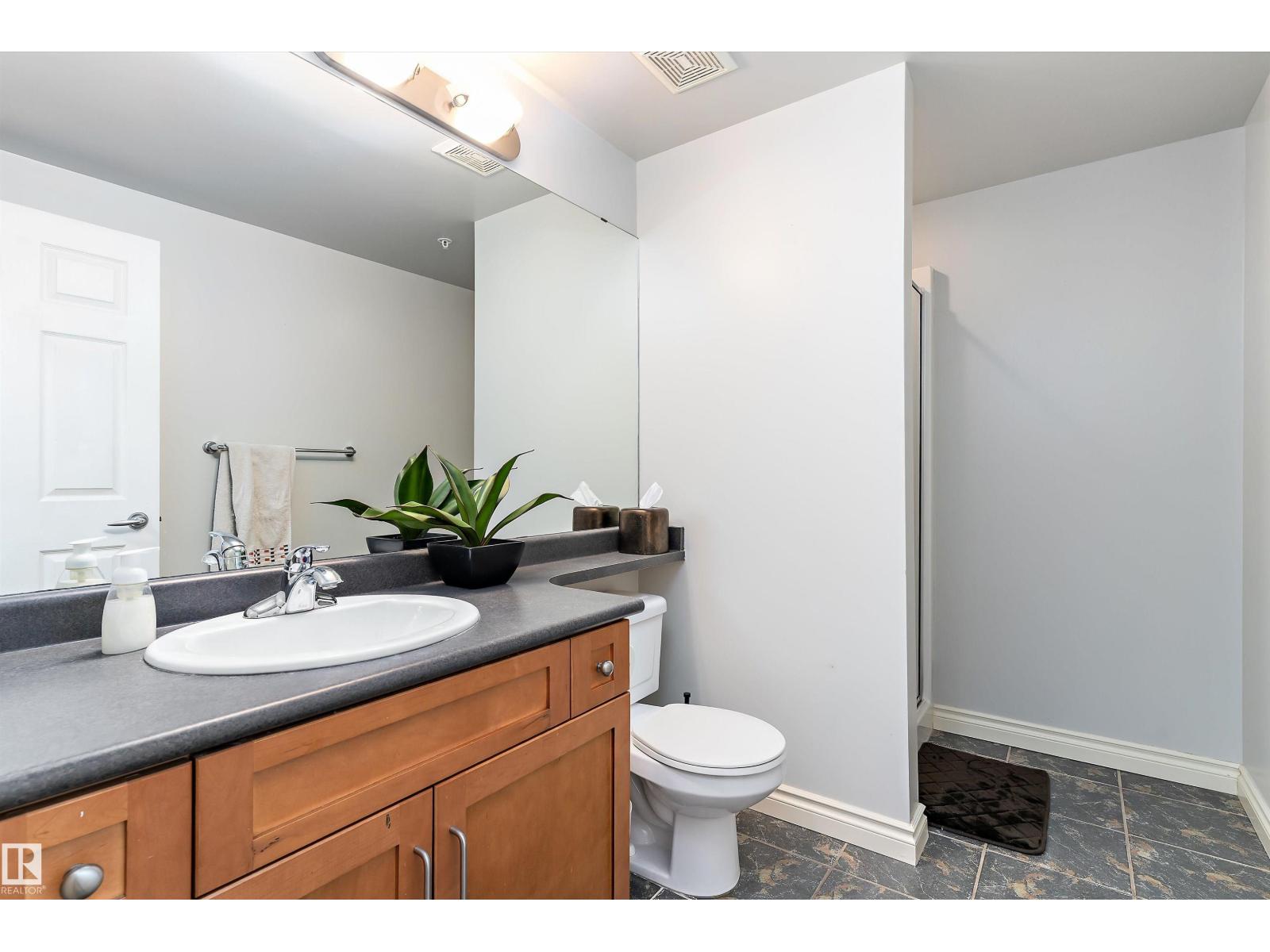 #402 9020 Jasper Av Nw, Edmonton, Alberta  T5H 3S8 - Photo 17 - E4467493