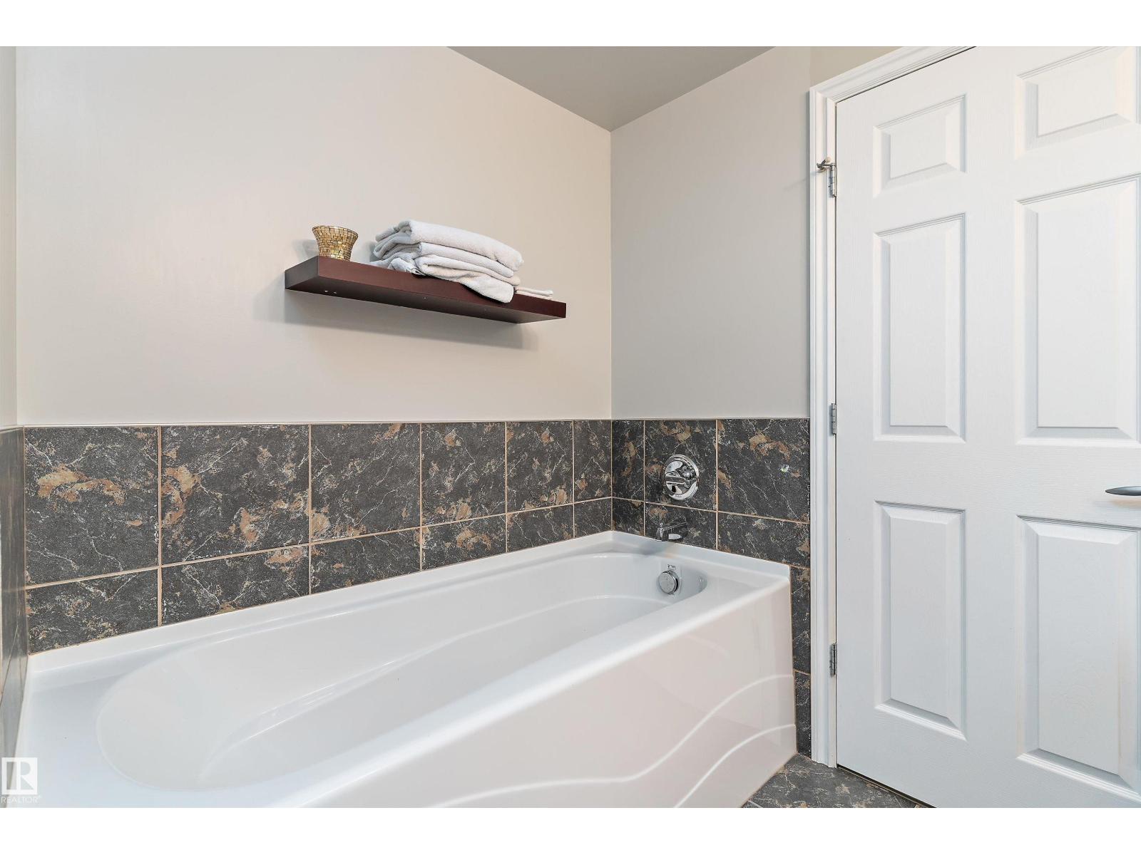 #402 9020 Jasper Av Nw, Edmonton, Alberta  T5H 3S8 - Photo 23 - E4467493