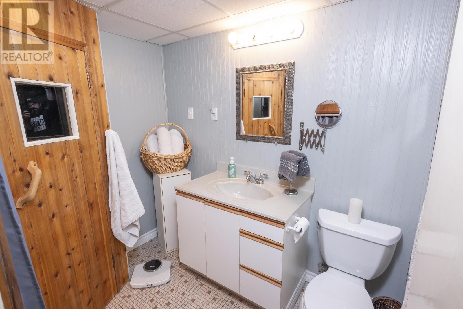 327 Ford St N, Thunder Bay, Ontario  P7C 4L6 - Photo 24 - TB253577