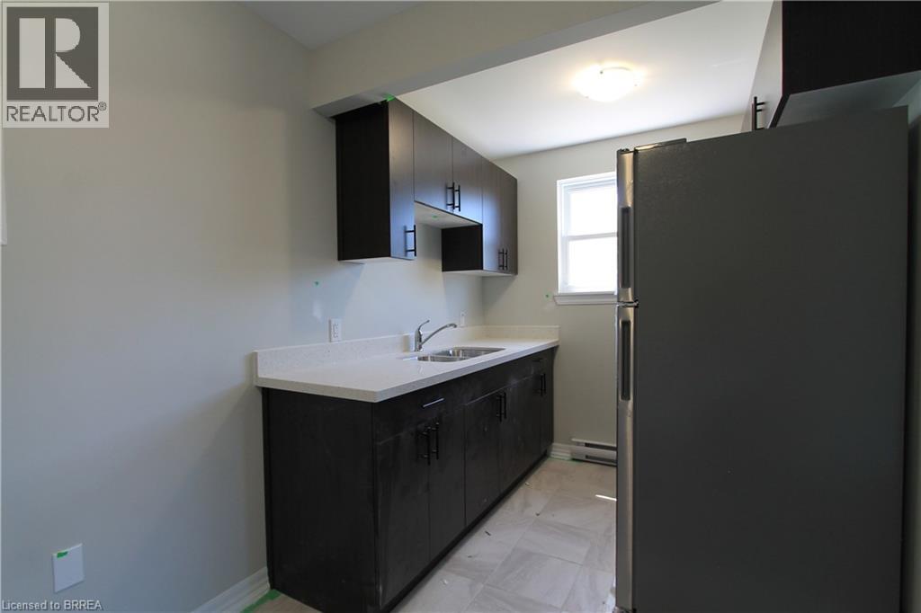 116 King Edward Avenue Unit# 6, London, Ontario  N5Z 3T1 - Photo 6 - 40792543