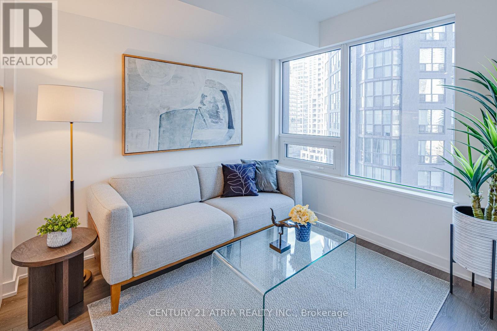 1702 - 8 Wellesley Street W, Toronto (Bay Street Corridor), Ontario  M4Y 0J5 - Photo 7 - C12565538