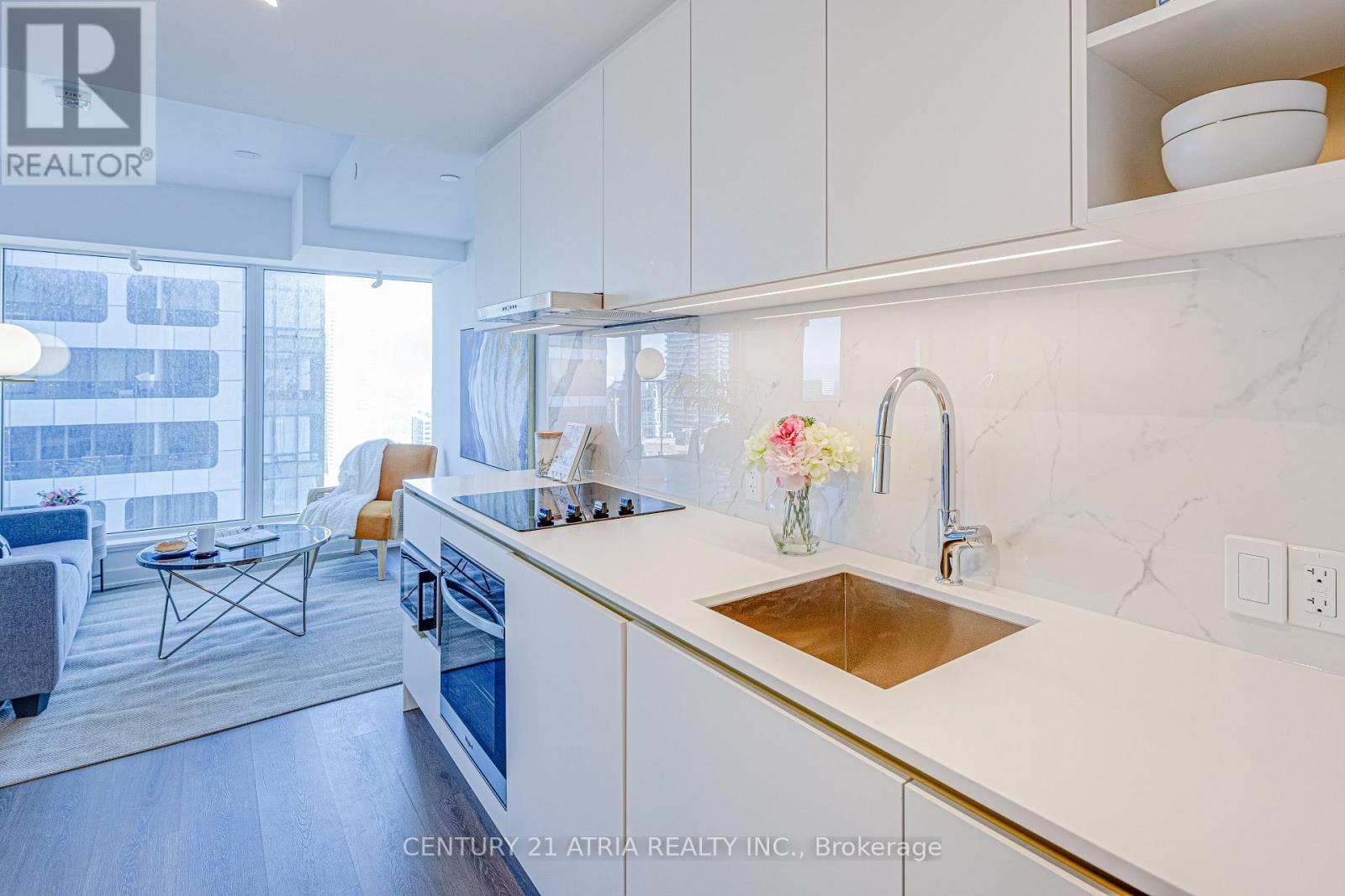 4007 - 8 Wellesley Street W, Toronto, Ontario  M4Y 0J5 - Photo 5 - C12565602