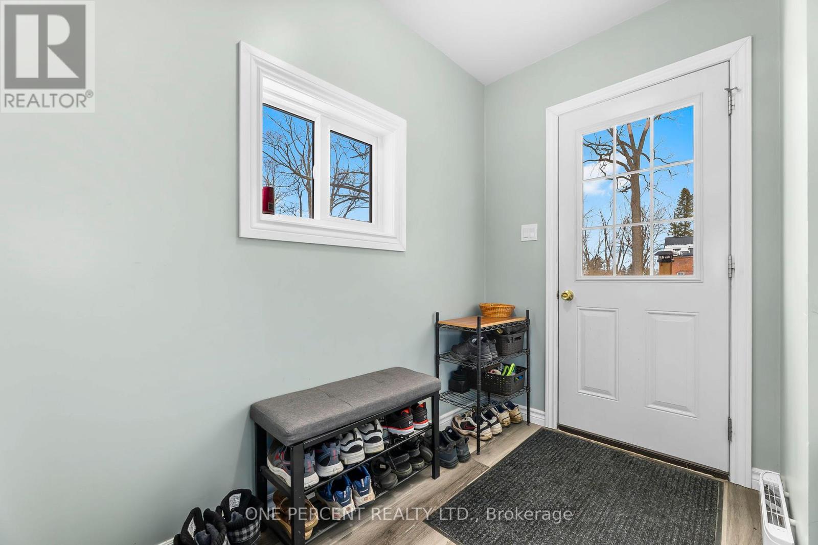 100 Nappadale Street, Kawartha Lakes, Ontario  K0M 2T0 - Photo 25 - X12602598