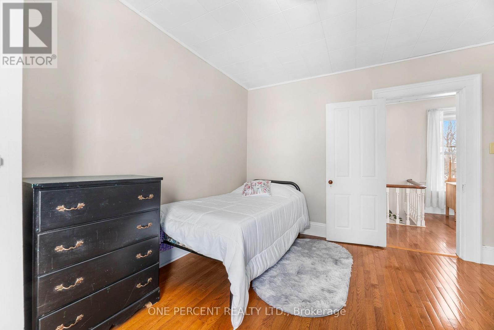 100 Nappadale Street, Kawartha Lakes, Ontario  K0M 2T0 - Photo 31 - X12602598