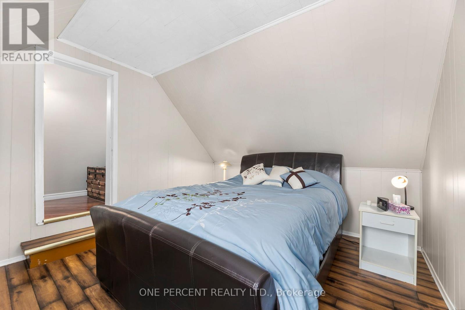 100 Nappadale Street, Kawartha Lakes, Ontario  K0M 2T0 - Photo 37 - X12602598