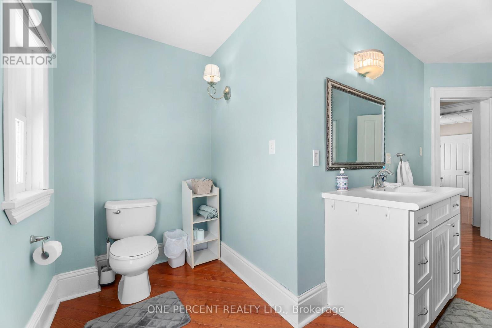 100 Nappadale Street, Kawartha Lakes, Ontario  K0M 2T0 - Photo 35 - X12602598