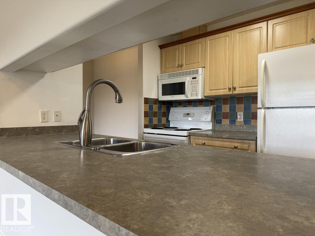 #316 16303 95 Street Nw, Edmonton, Alberta  T5Z 3V1 - Photo 11 - E4467499