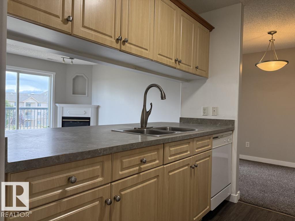 #316 16303 95 Street Nw, Edmonton, Alberta  T5Z 3V1 - Photo 9 - E4467499