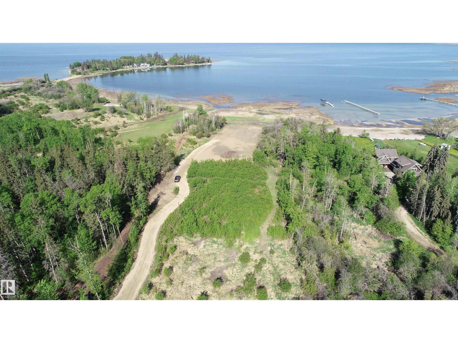 545165 Ste Anne Trail, Rural Lac Ste. Anne County, Alberta  T0E 0A1 - Photo 6 - E4467498