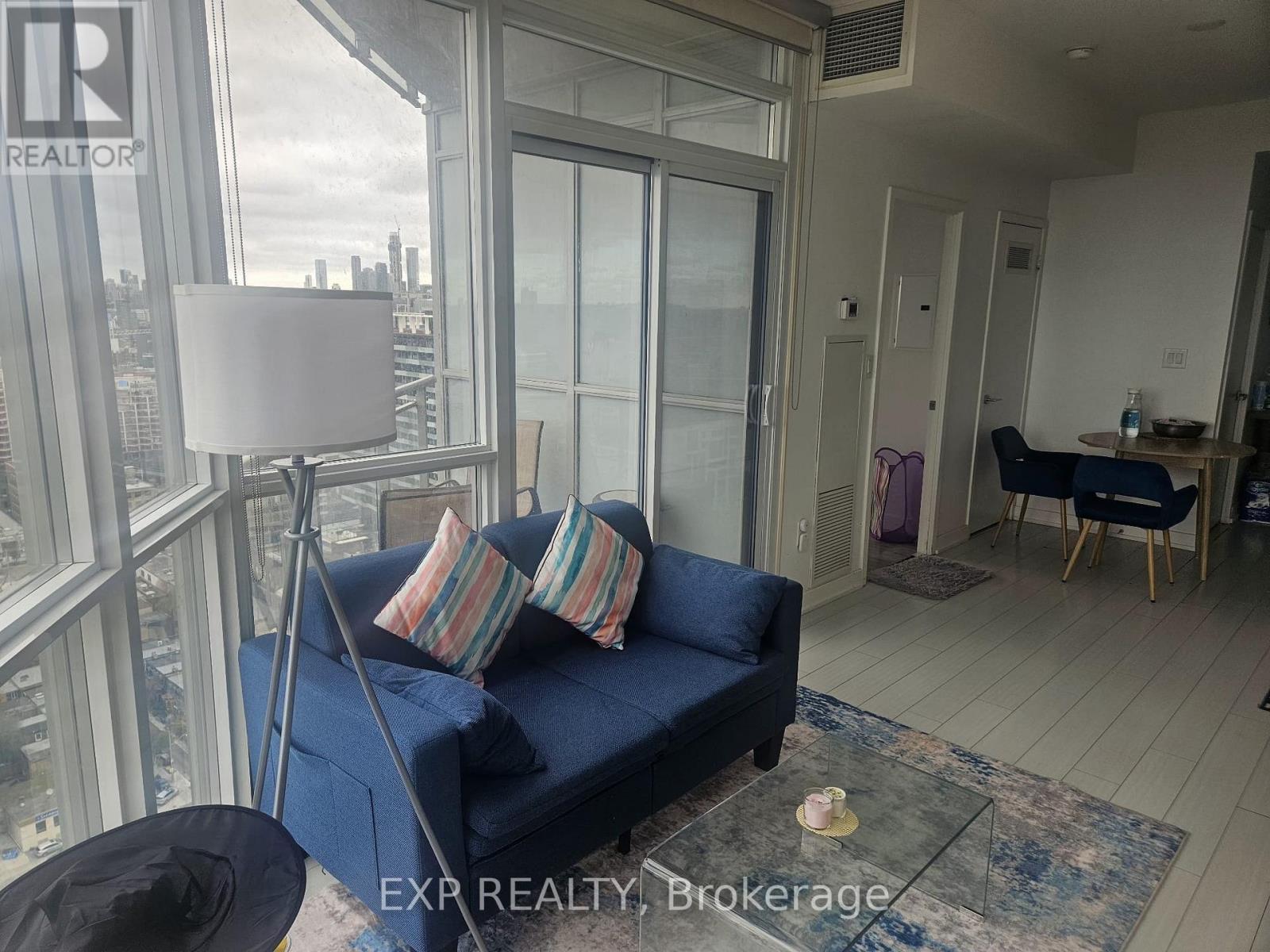3712 - 21 Iceboat Terrace, Toronto, Ontario  M5V 4A9 - Photo 10 - C12604578