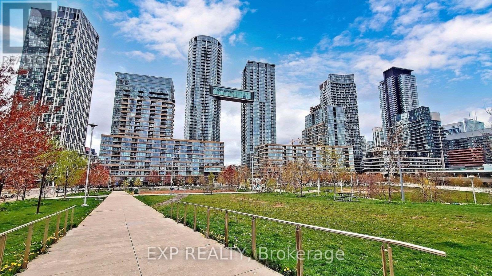 3712 - 21 Iceboat Terrace, Toronto, Ontario  M5V 4A9 - Photo 2 - C12604578