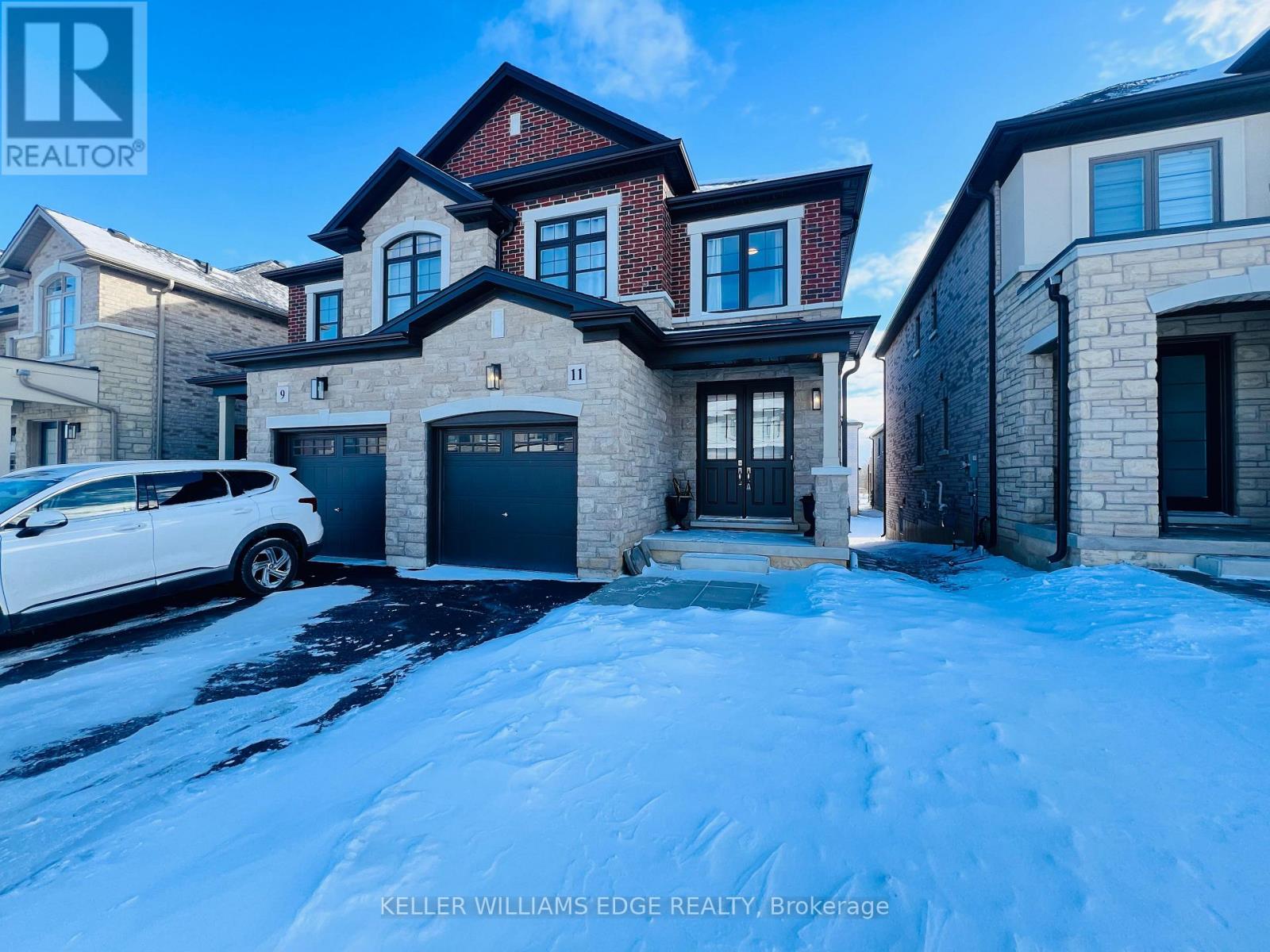 11 Cherry Blossom Heights, Hamilton, Ontario  L9B 0E9 - Photo 2 - X12600976