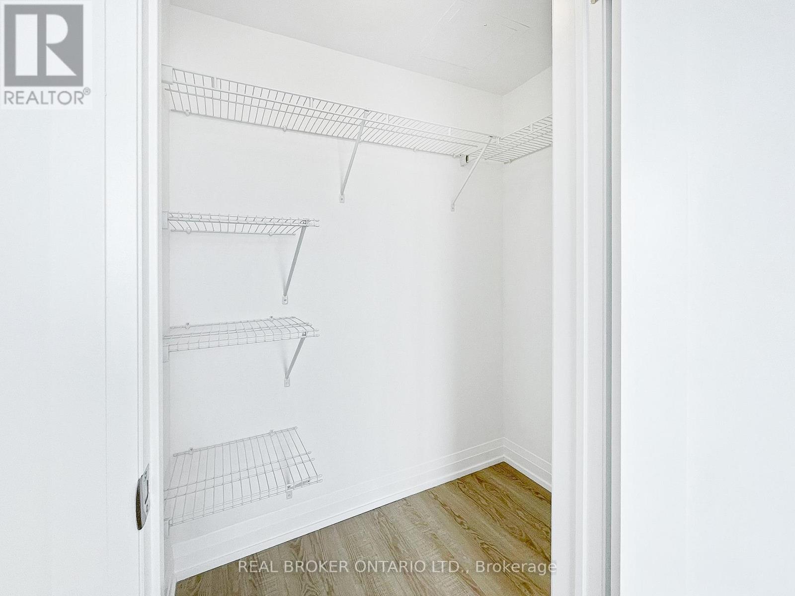 2705 - 286 Main Street, Toronto (East End-Danforth), Ontario  M4C 0B3 - Photo 16 - E12604634