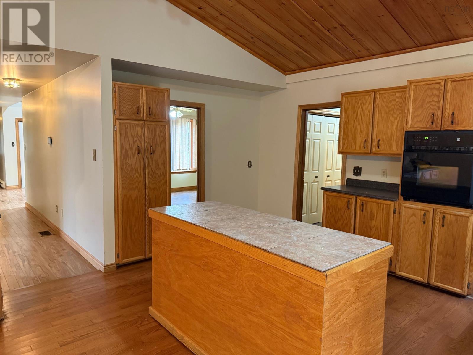 60 Lakeridge Drive, Beaver Bank, Beaver Bank, Nova Scotia  B4G 1C9 - Photo 11 - 202527572