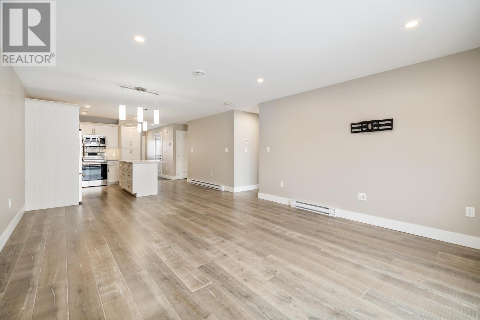 79 East Royalty Road, Charlottetown, Prince Edward Island  C1C 0V6 - Photo 15 - 202529106