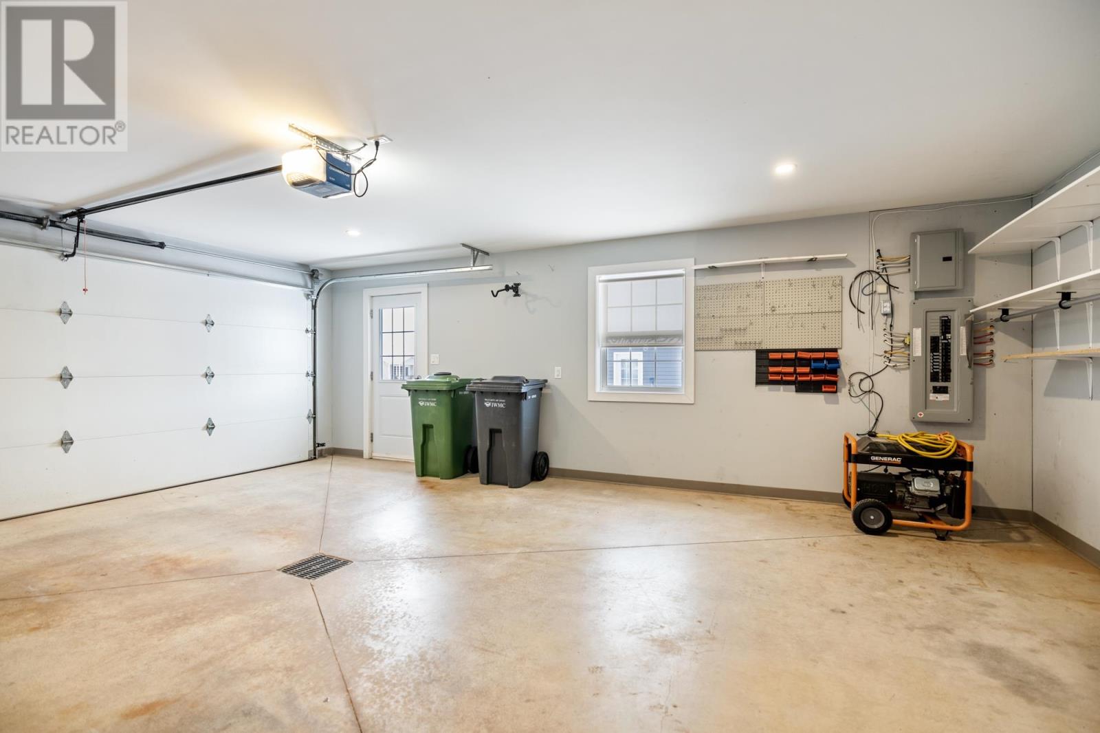 79 East Royalty Road, Charlottetown, Prince Edward Island  C1C 0V6 - Photo 27 - 202529106