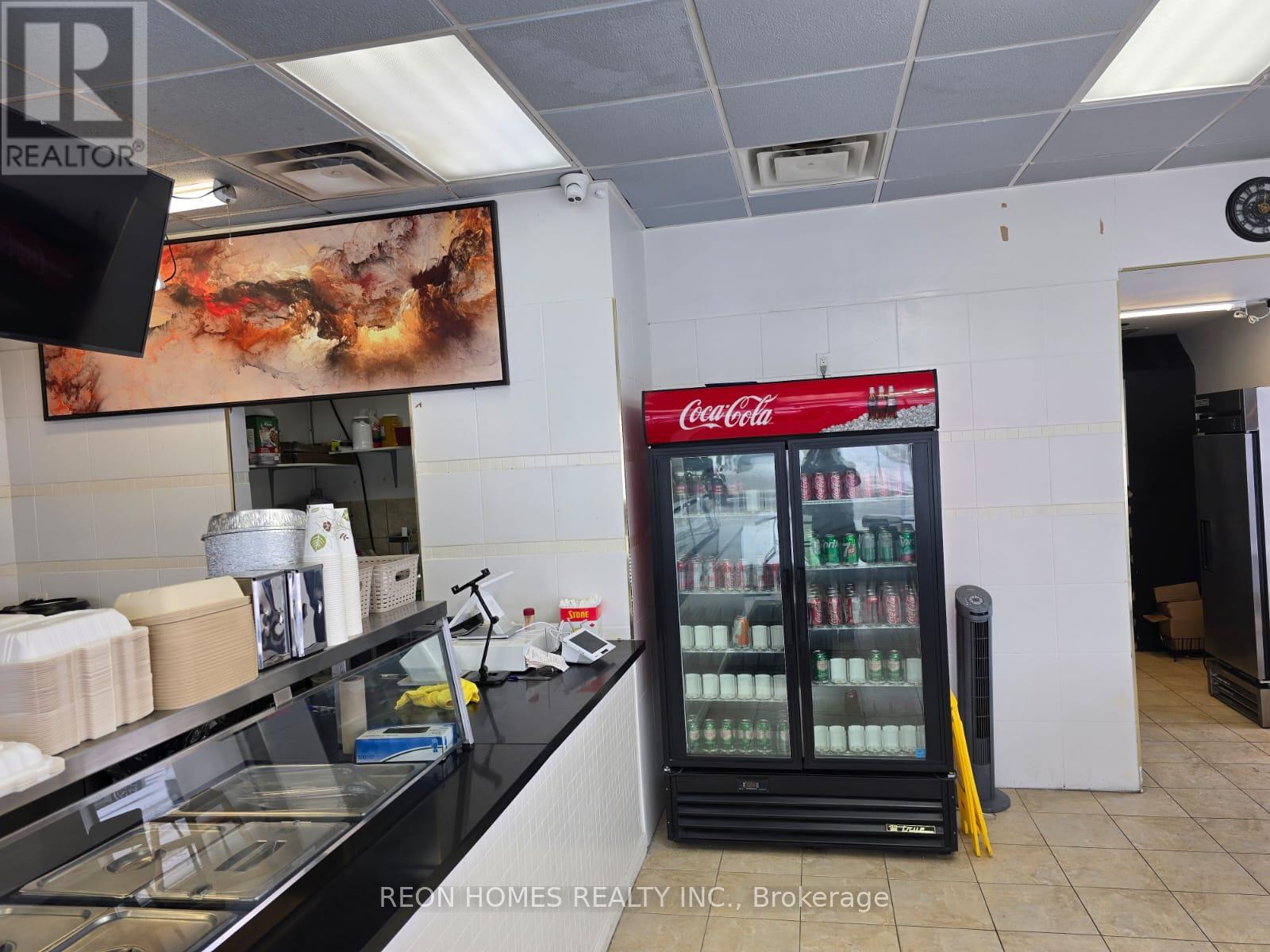 1b - 15440 Bayview Avenue, Aurora, Ontario  L4G 3G8 - Photo 4 - N12604602