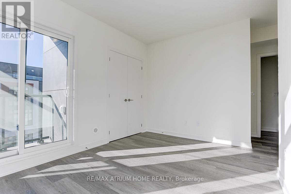 1240 - 10 David Eyer Road, Richmond Hill, Ontario  L4S 0N3 - Photo 27 - N12604646