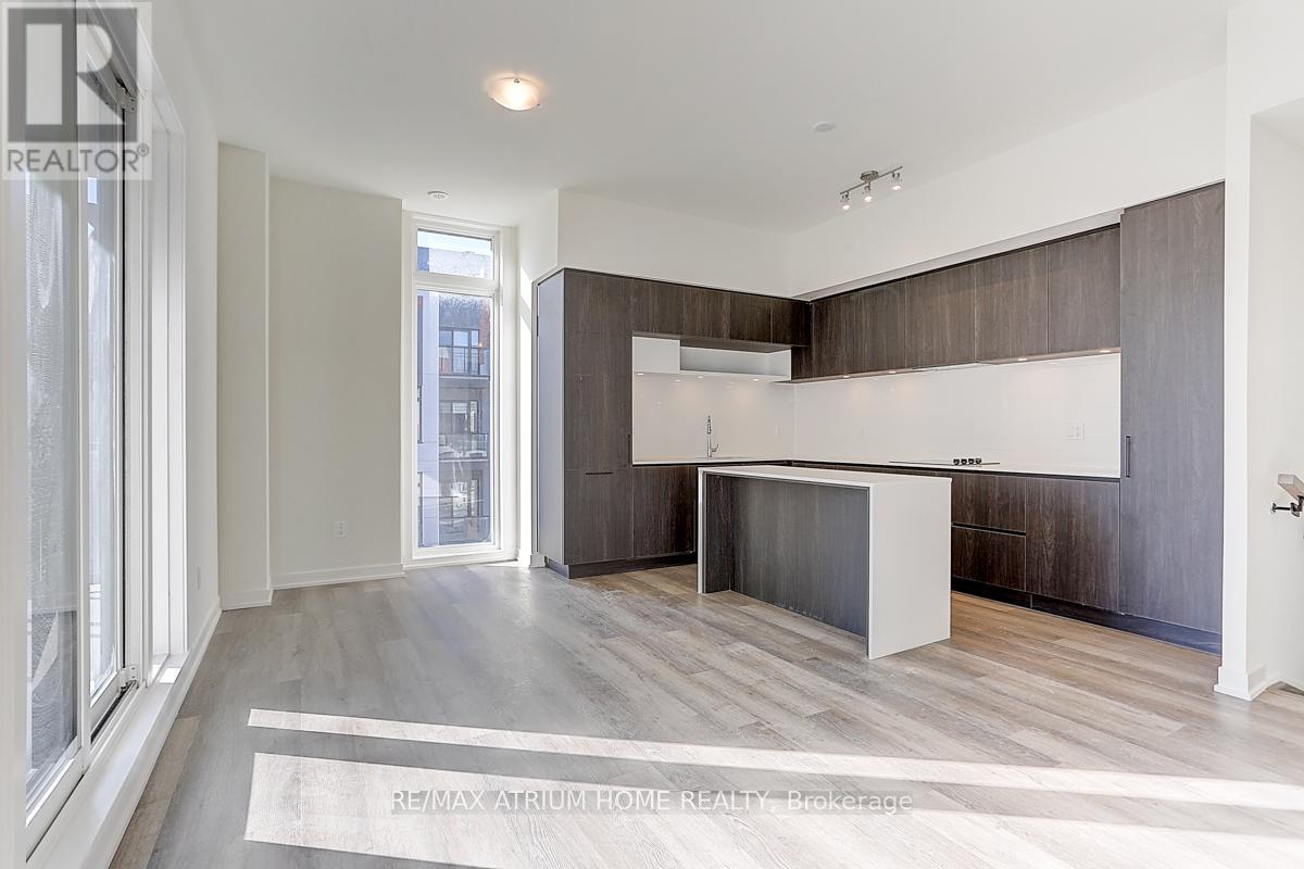 1240 - 10 David Eyer Road, Richmond Hill, Ontario  L4S 0N3 - Photo 3 - N12604646