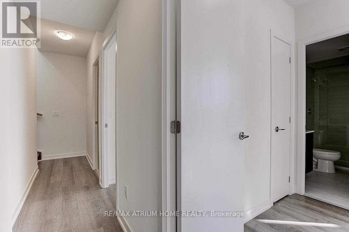 1240 - 10 David Eyer Road, Richmond Hill, Ontario  L4S 0N3 - Photo 37 - N12604646