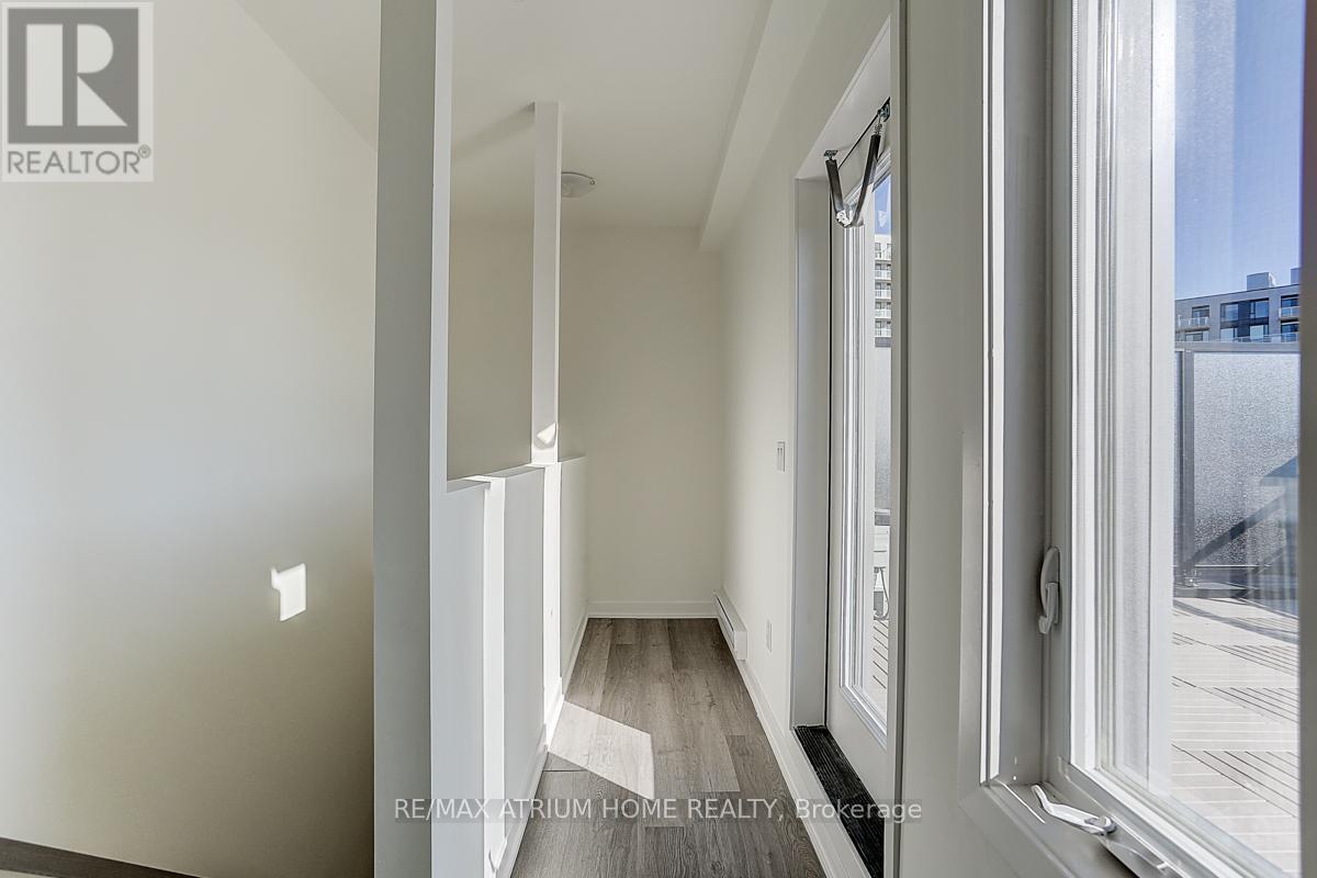 1240 - 10 David Eyer Road, Richmond Hill, Ontario  L4S 0N3 - Photo 38 - N12604646