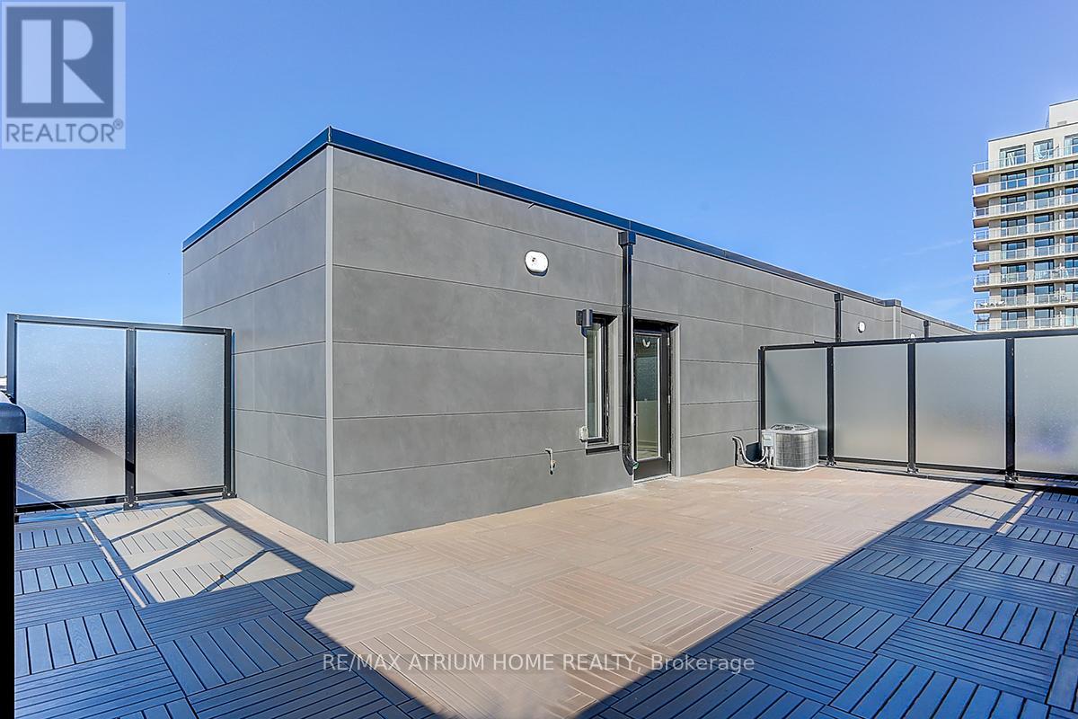 1240 - 10 David Eyer Road, Richmond Hill, Ontario  L4S 0N3 - Photo 42 - N12604646