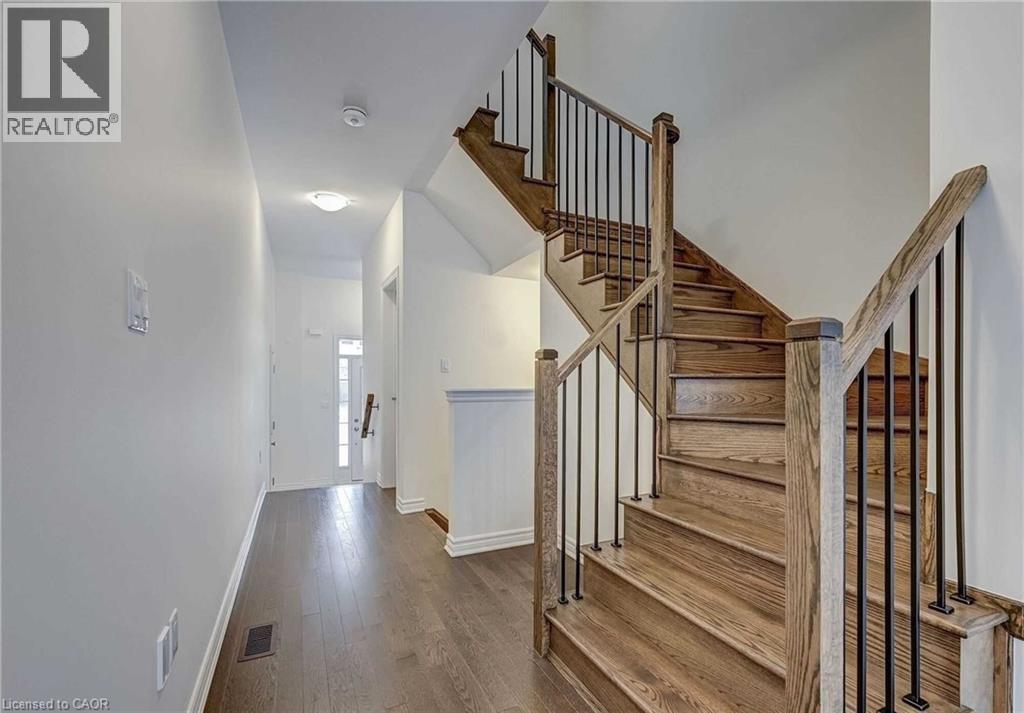 1183 Restivo Lane, Halton, Ontario  L9T 2X5 - Photo 7 - 40792600