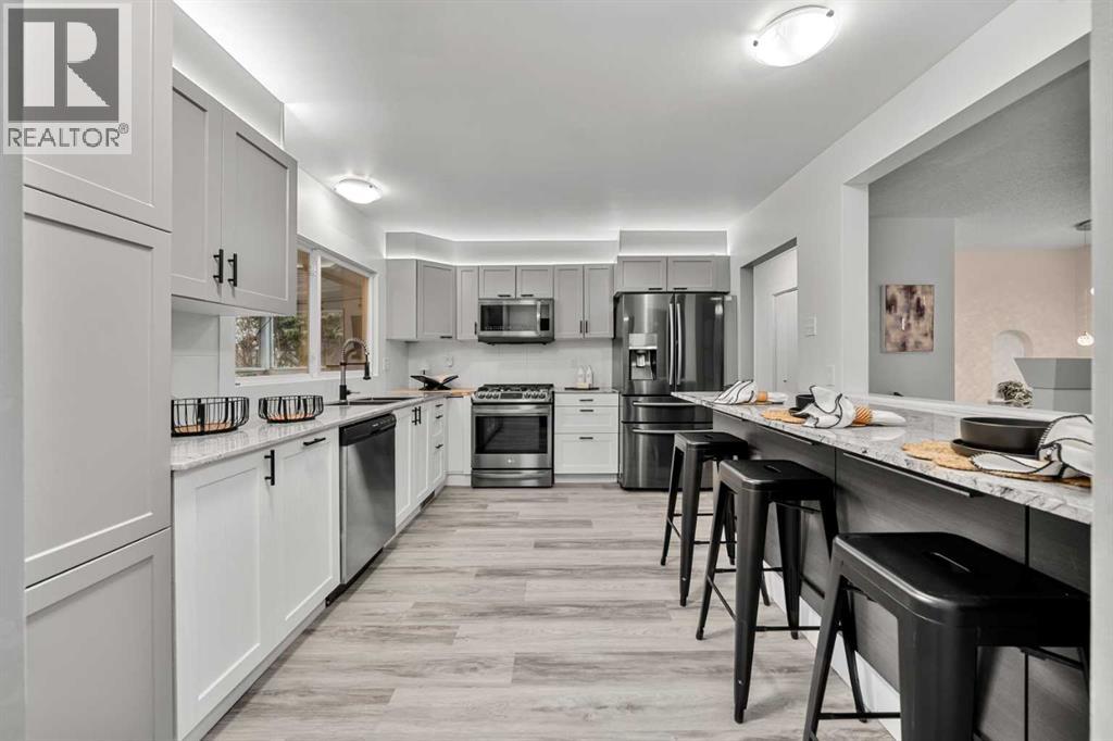 3251 Bearspaw Drive Nw, Calgary, Alberta  T2L 1T1 - Photo 10 - A2270743