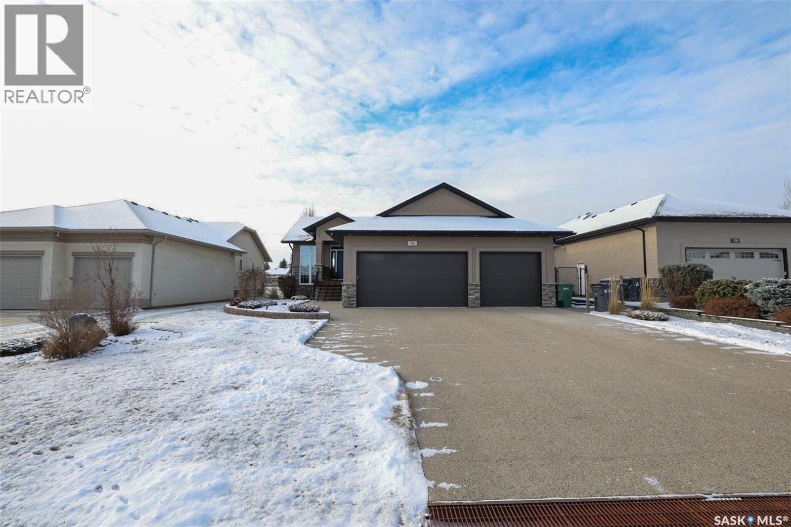 38 Bower Drive, White City, Saskatchewan  S4L 0B3 - Photo 3 - SK025086