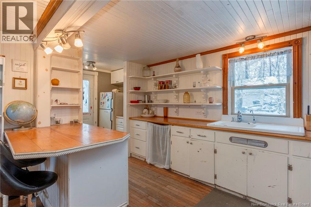 4933 Main Street, Dorchester, New Brunswick  E4K 2Y2 - Photo 11 - NB131036