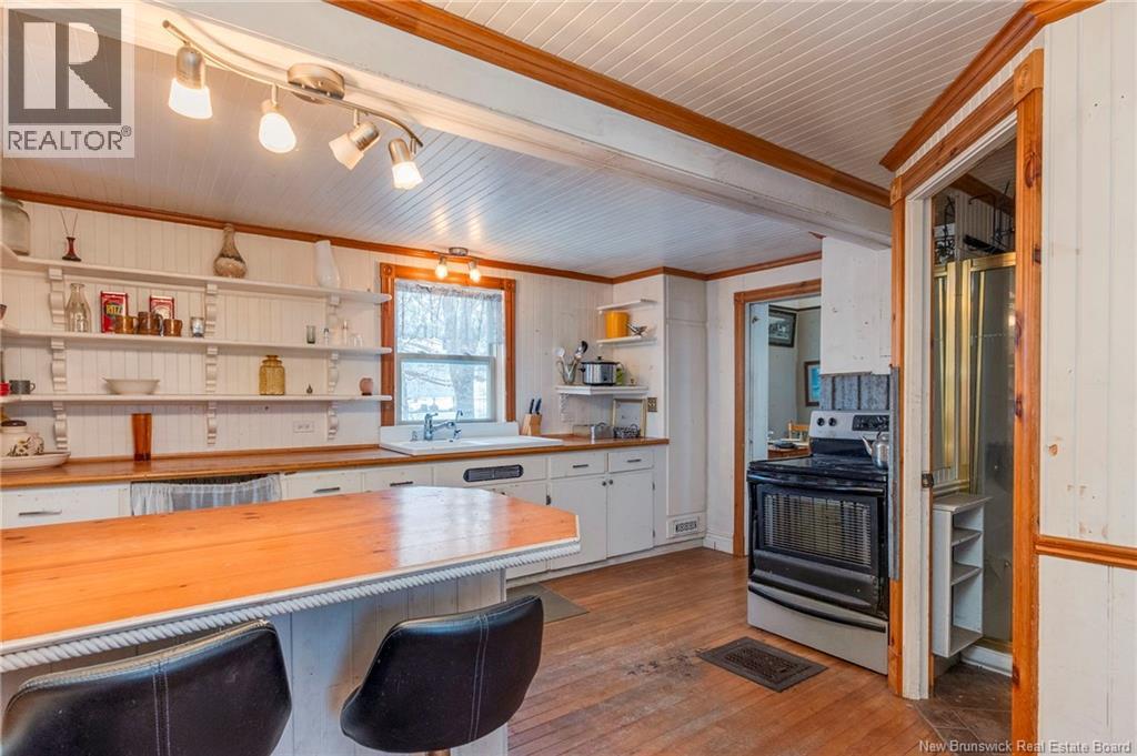 4933 Main Street, Dorchester, New Brunswick  E4K 2Y2 - Photo 12 - NB131036