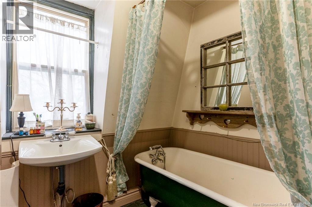 4933 Main Street, Dorchester, New Brunswick  E4K 2Y2 - Photo 32 - NB131036