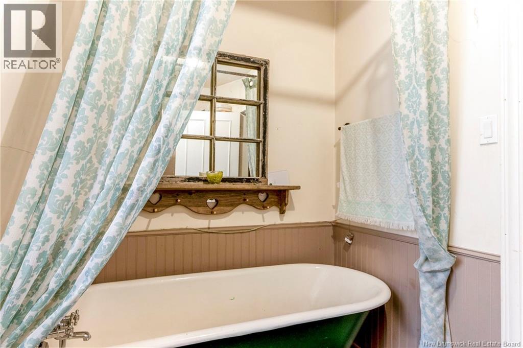 4933 Main Street, Dorchester, New Brunswick  E4K 2Y2 - Photo 33 - NB131036