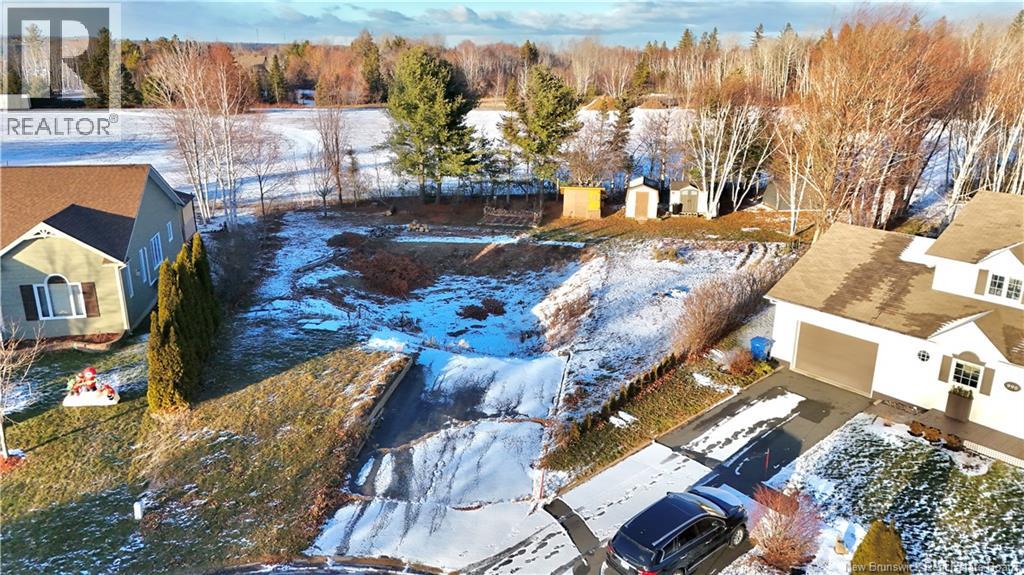 980 Westmount Court, Bathurst, New Brunswick  E2A 4V9 - Photo 1 - NB131032