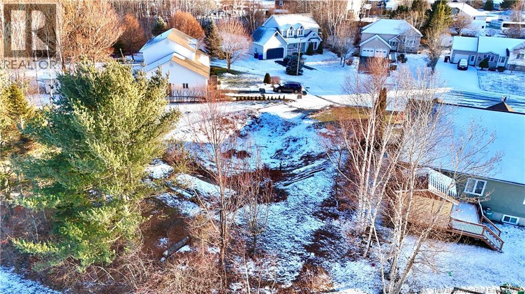 980 Westmount Court, Bathurst, New Brunswick  E2A 4V9 - Photo 4 - NB131032