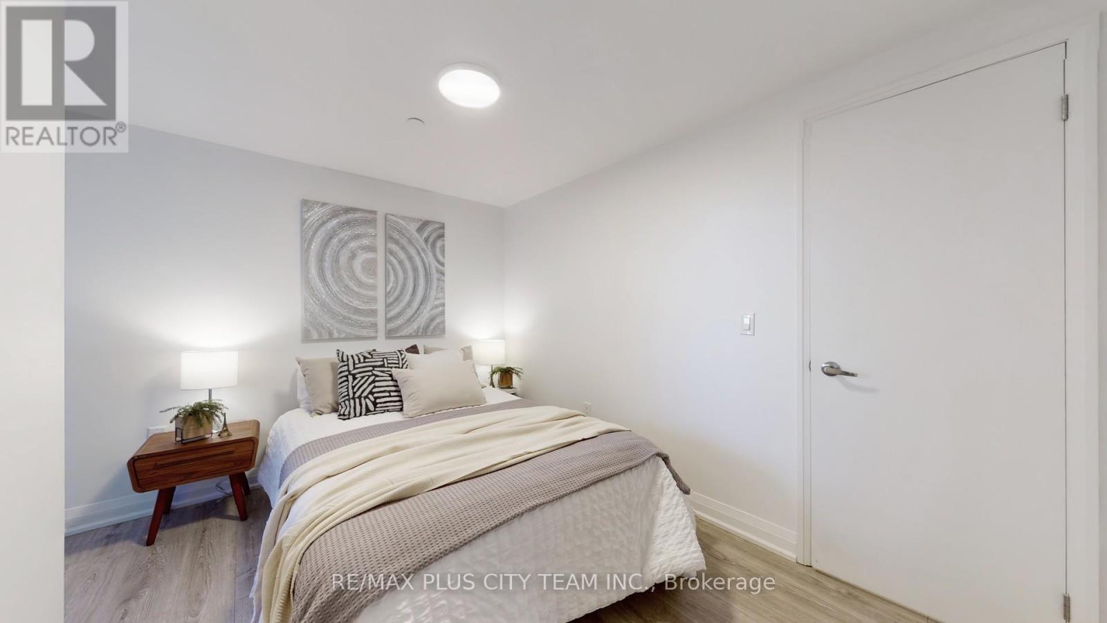 517 - 10 Gibbs Road, Toronto, Ontario  M9B 0E2 - Photo 17 - W12604630