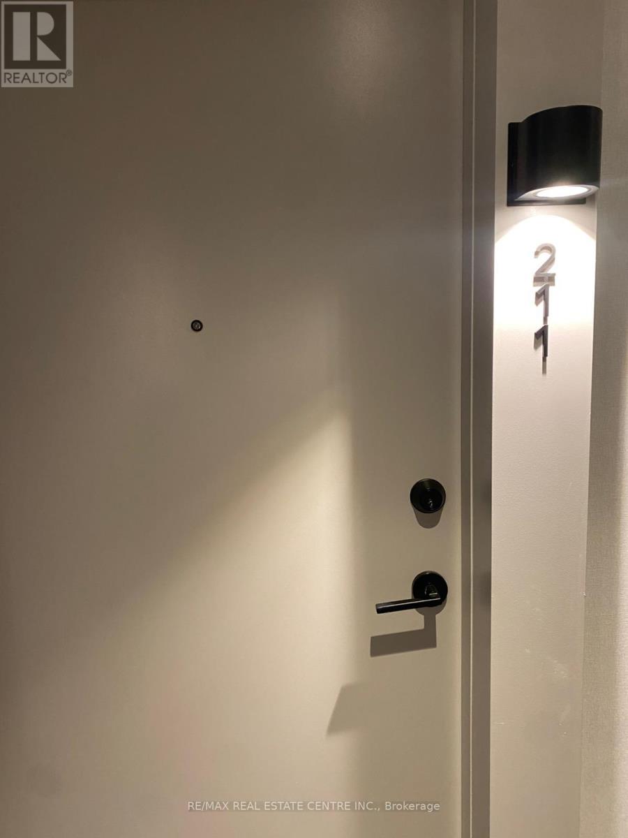 211 - 8020 Derry Road, Milton, Ontario  L9T 3N3 - Photo 3 - W12595166