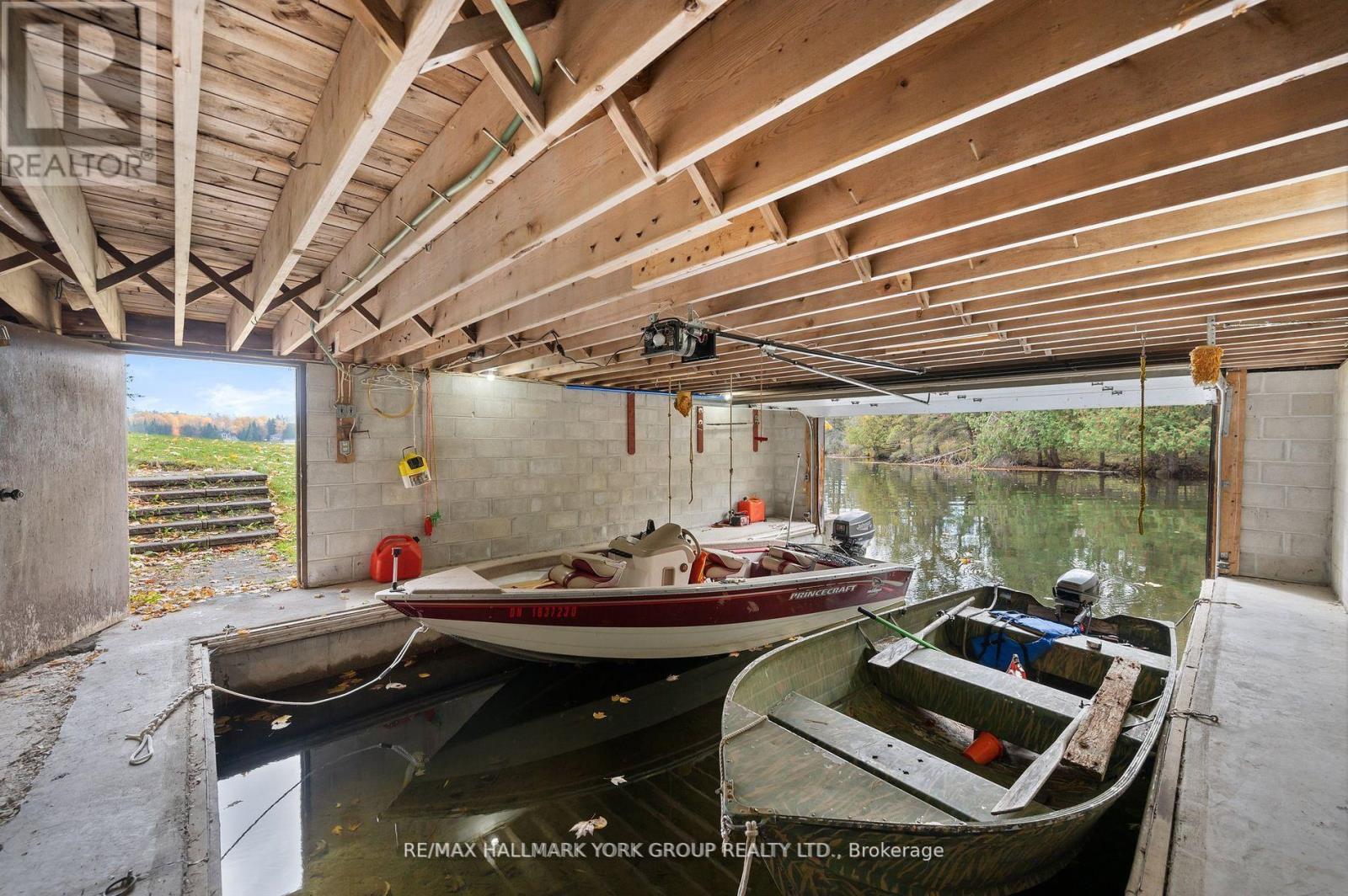 102 Albert Street, Kawartha Lakes, Ontario  K0M 1K0 - Photo 34 - X12604624