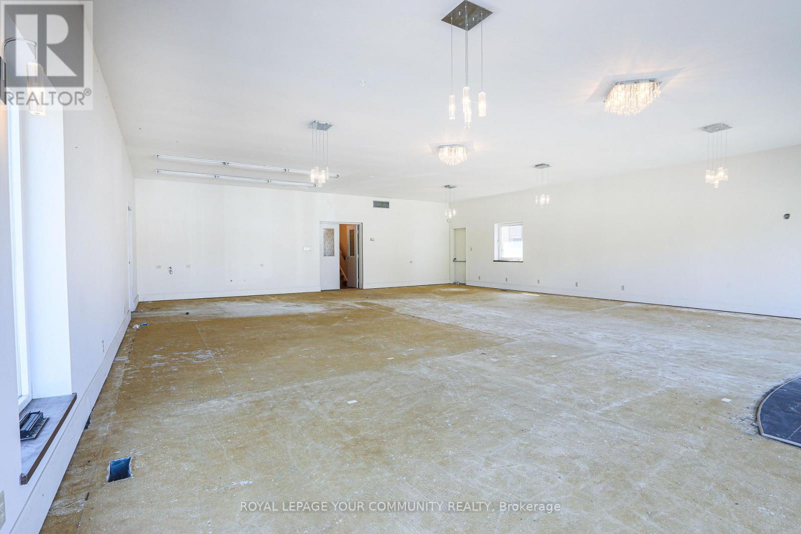 181 King Road, Richmond Hill, Ontario  L4E 2W1 - Photo 22 - N12437829