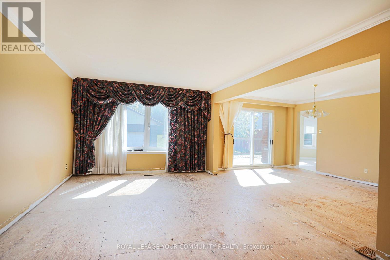 181 King Road, Richmond Hill, Ontario  L4E 2W1 - Photo 19 - N12437829