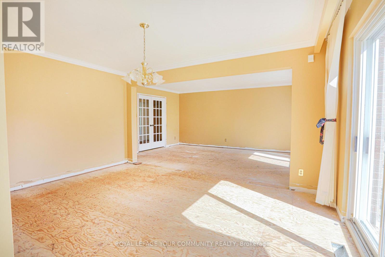 181 King Road, Richmond Hill, Ontario  L4E 2W1 - Photo 17 - N12437829