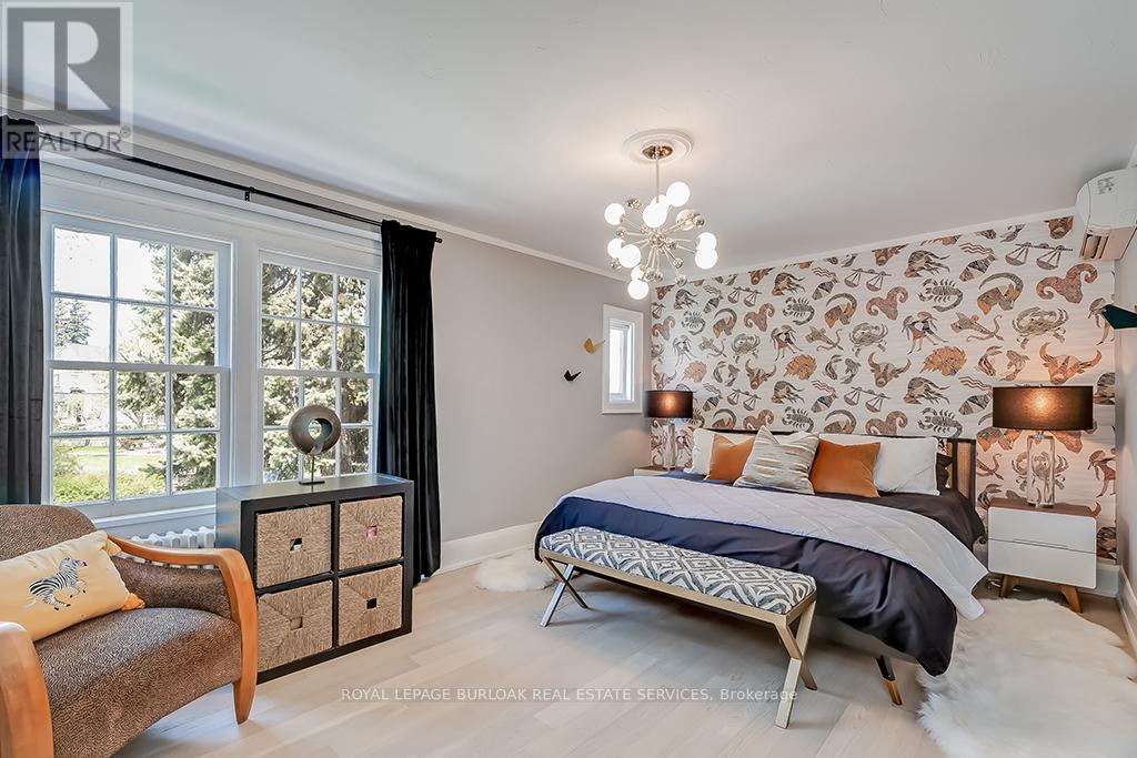 1060 Mohawk Road, Burlington, Ontario  L7T 3M6 - Photo 22 - W12137496