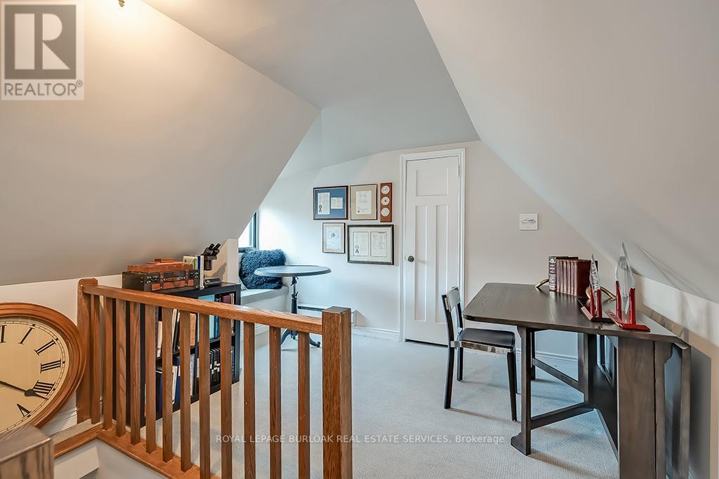 1060 Mohawk Road, Burlington, Ontario  L7T 3M6 - Photo 28 - W12137496