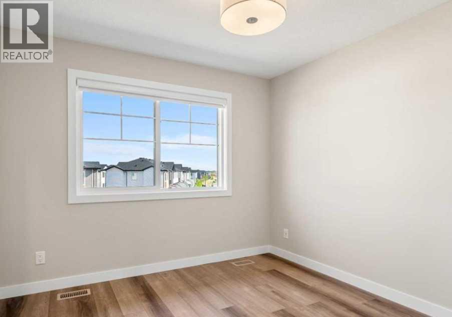 72, 285 Chelsea Court, Chestermere, Alberta T1X 2W7 - Photo 13 - A2255989