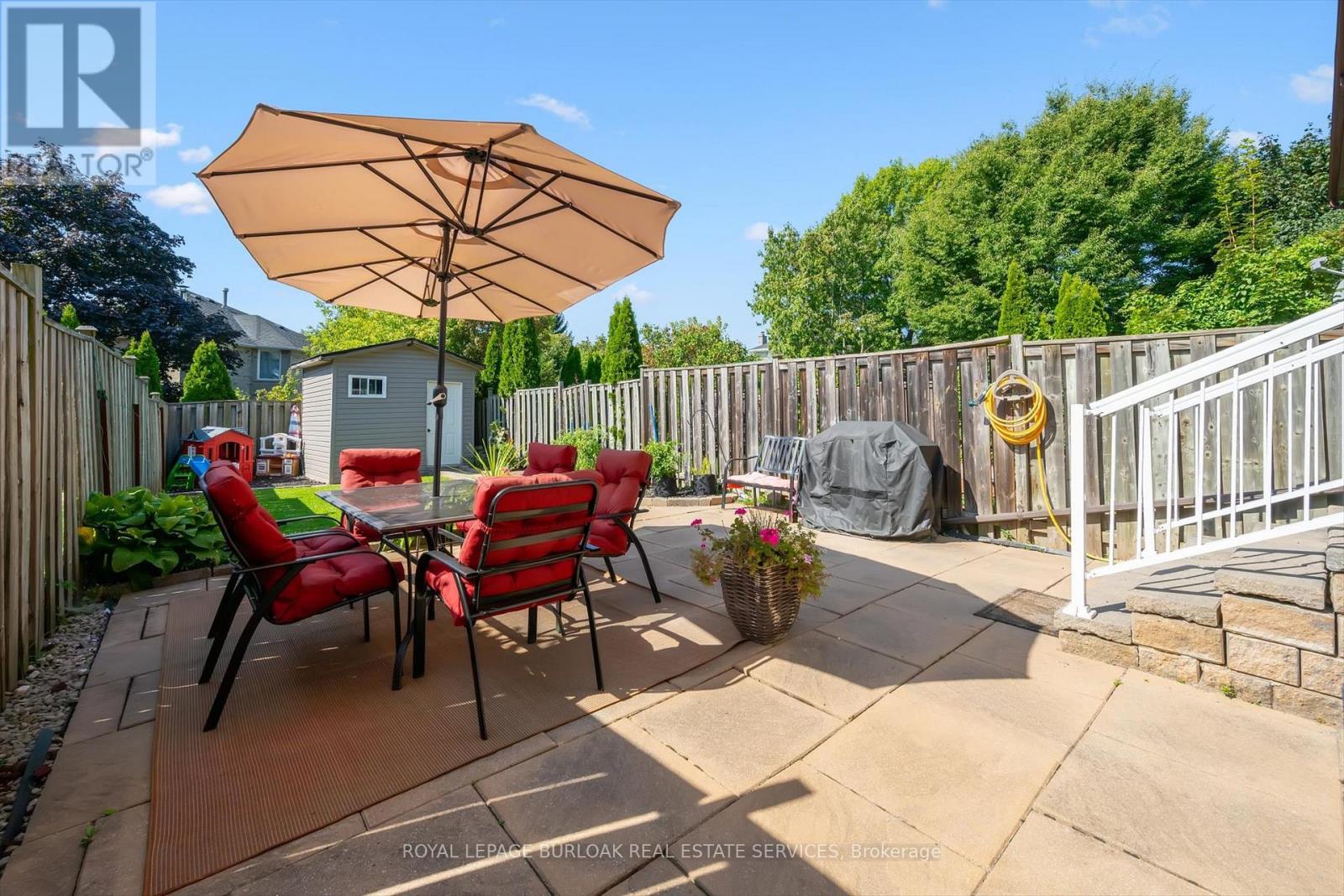 2152 Pelee Boulevard, Oakville, Ontario  L6H 4C8 - Photo 36 - W12409007