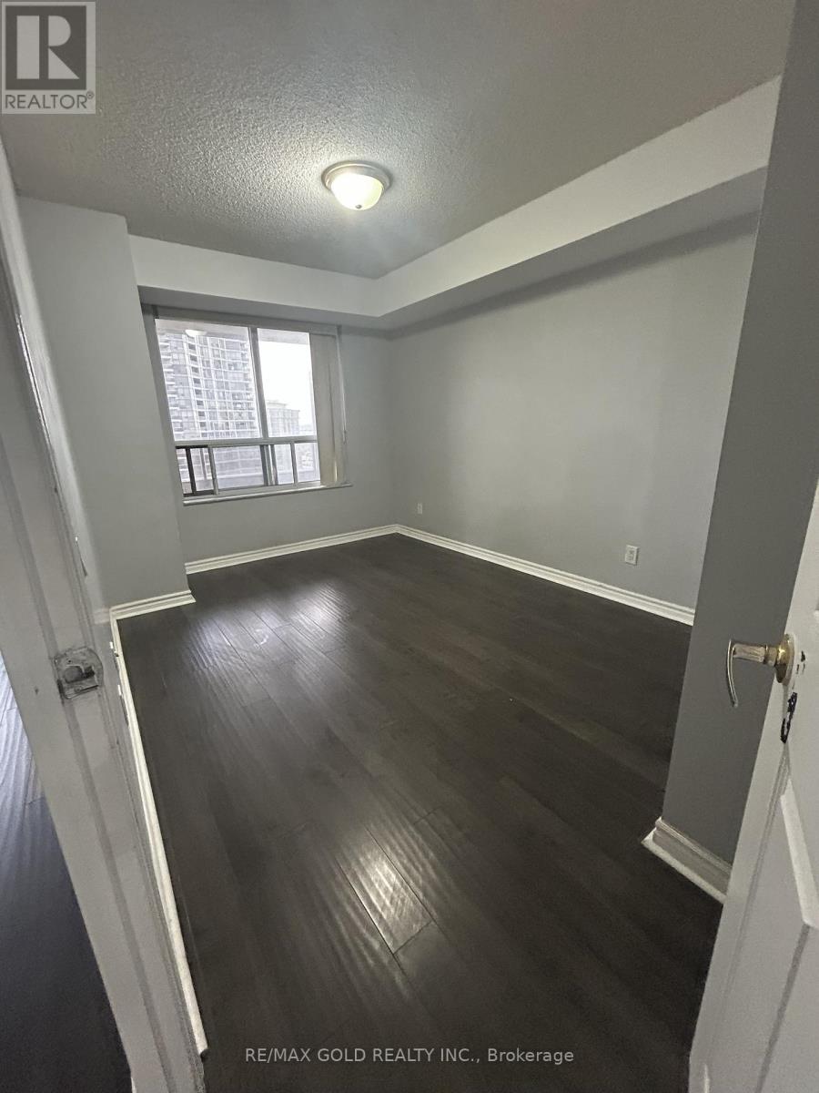 2119 - 25 Kingsbridge Garden, Mississauga, Ontario  L5R 4B1 - Photo 21 - W12430332