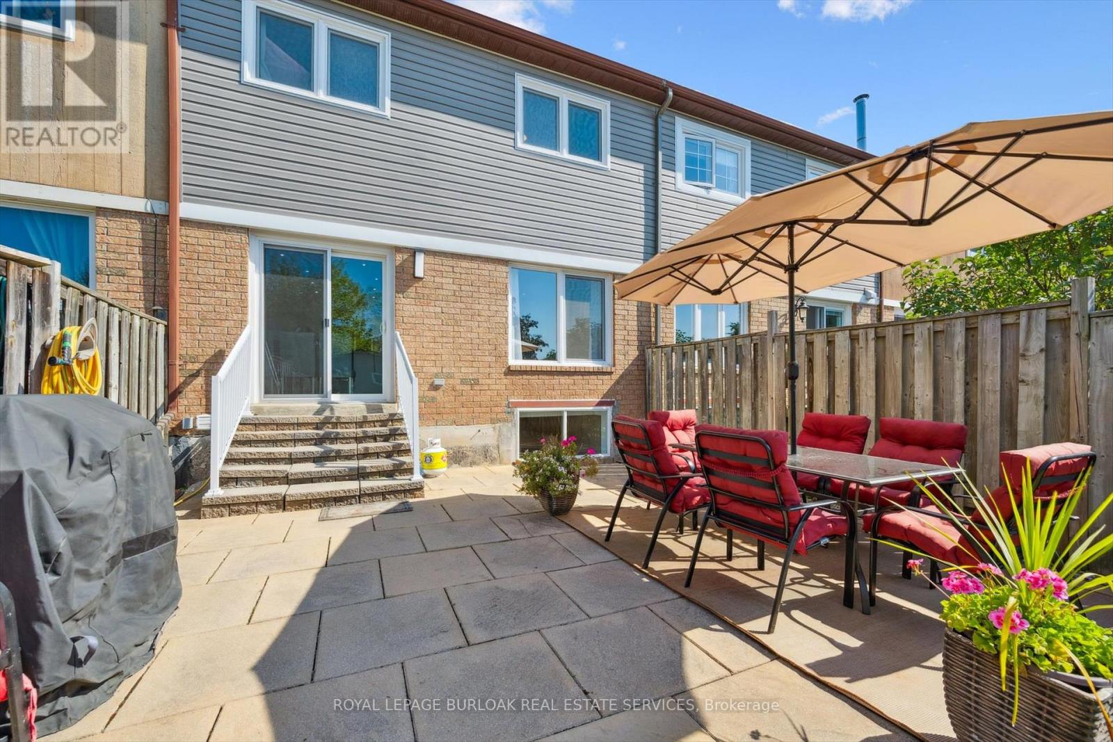 2152 Pelee Boulevard, Oakville, Ontario  L6H 4C8 - Photo 37 - W12409007