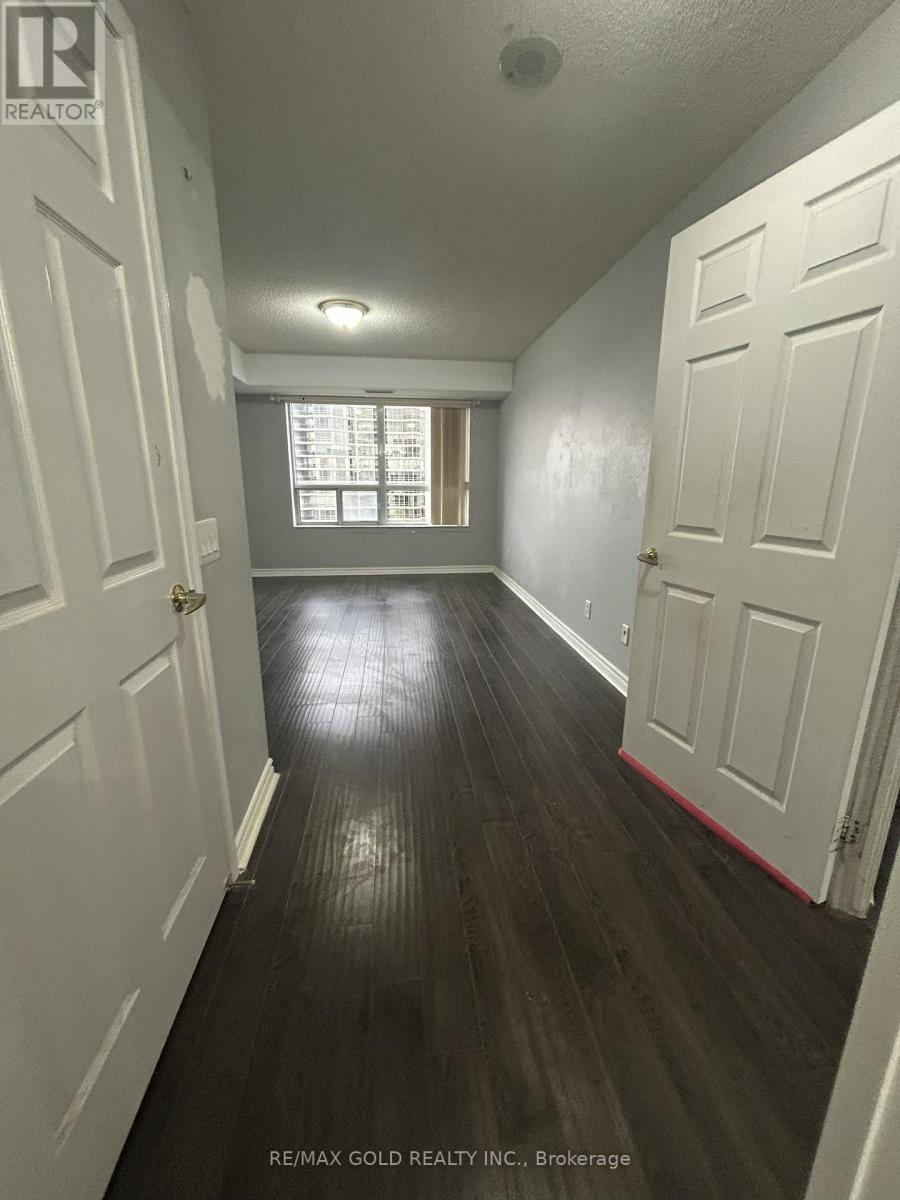 2119 - 25 Kingsbridge Garden, Mississauga, Ontario  L5R 4B1 - Photo 28 - W12430332